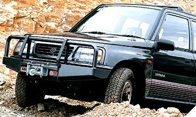 Προφυλακτήρας με θέση εργάτη της ARB για Suzuki Vitara