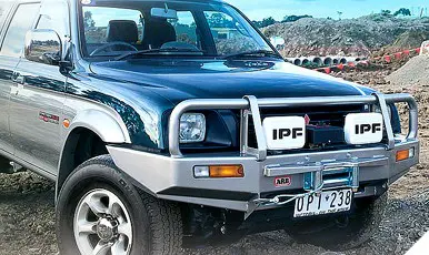 Προφυλακτήρας με θέση εργάτη της ARB για Mitsubishi L200
