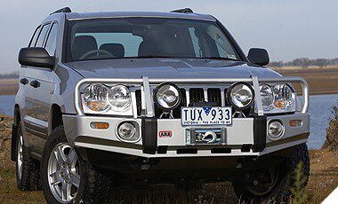 Προφυλακτήρας με θέση εργάτη της ARB για Jeep Gr.Cherokee WH/WK