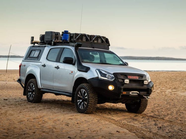 Isuzu RT50/85 DC (2013-2019) Slimline II Roof Rack Kit – by Front Runner DMax XTREME4X4