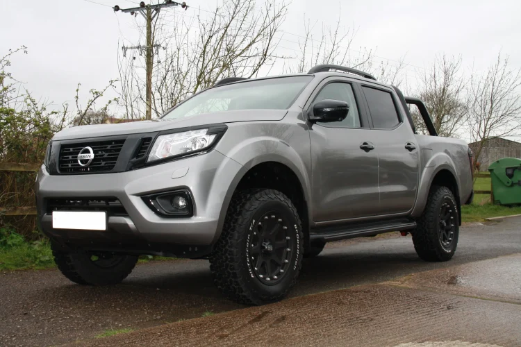 Ανάρτηση Pedders 1.5 Inch Suspension Lift Kit. Nissan Navara D23 / NP300 Navara D23 XTREME4X4