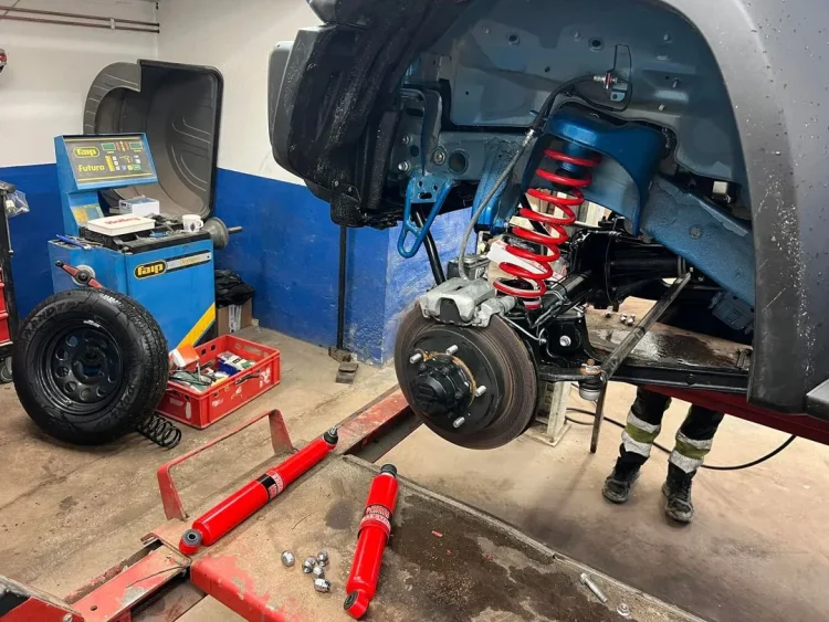 Ανάρτηση Pedders 1.75 Inch Lift Kit. Suzuki Jimny 2018 on Jimny 2018 on XTREME4X4