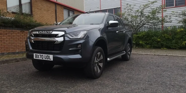 Ανάρτηση Pedders 1.75 Inch Lift Kit. With Assembled Foam Cell Struts. Isuzu D-Max DMax XTREME4X4